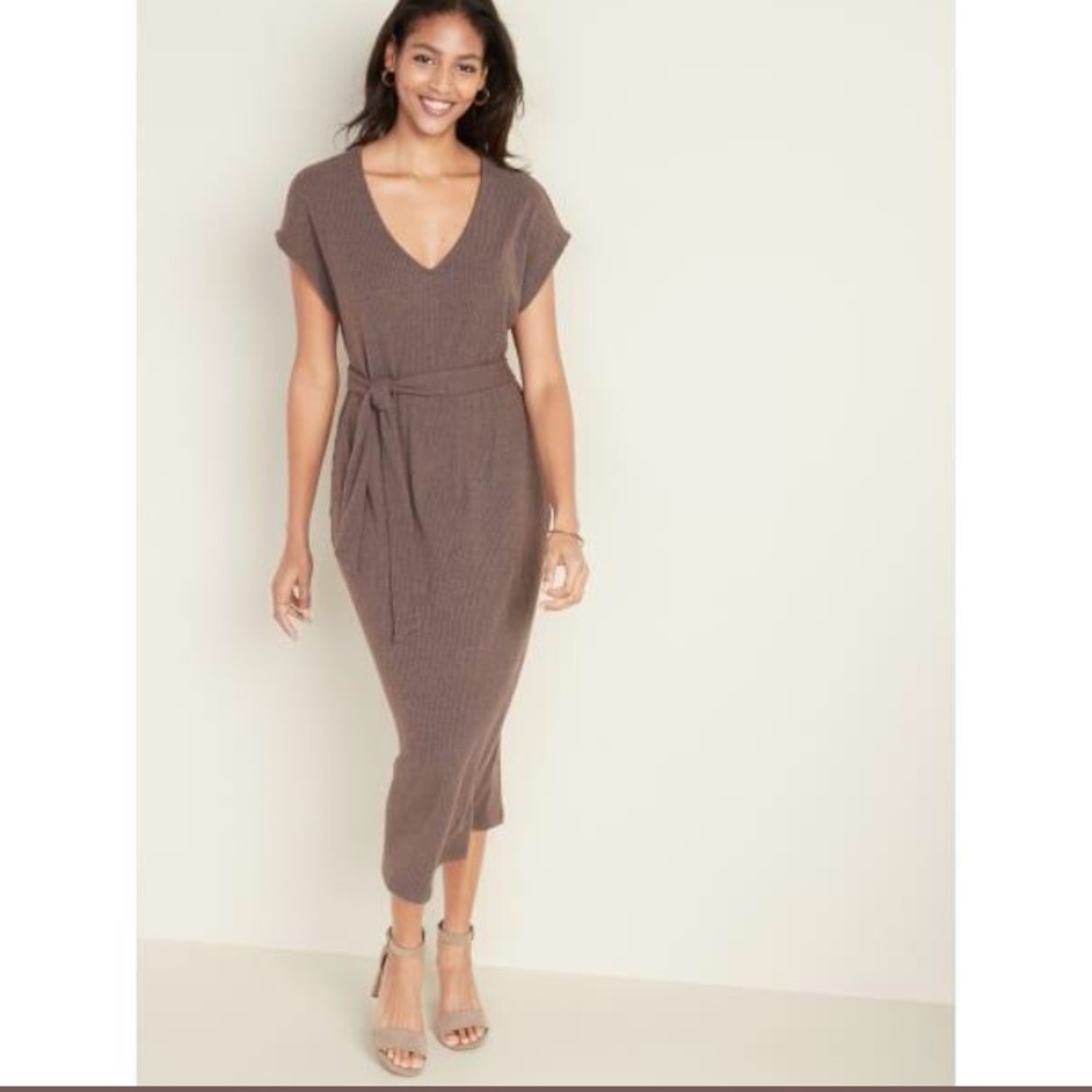 Short sleeve sweater dress. NWOT